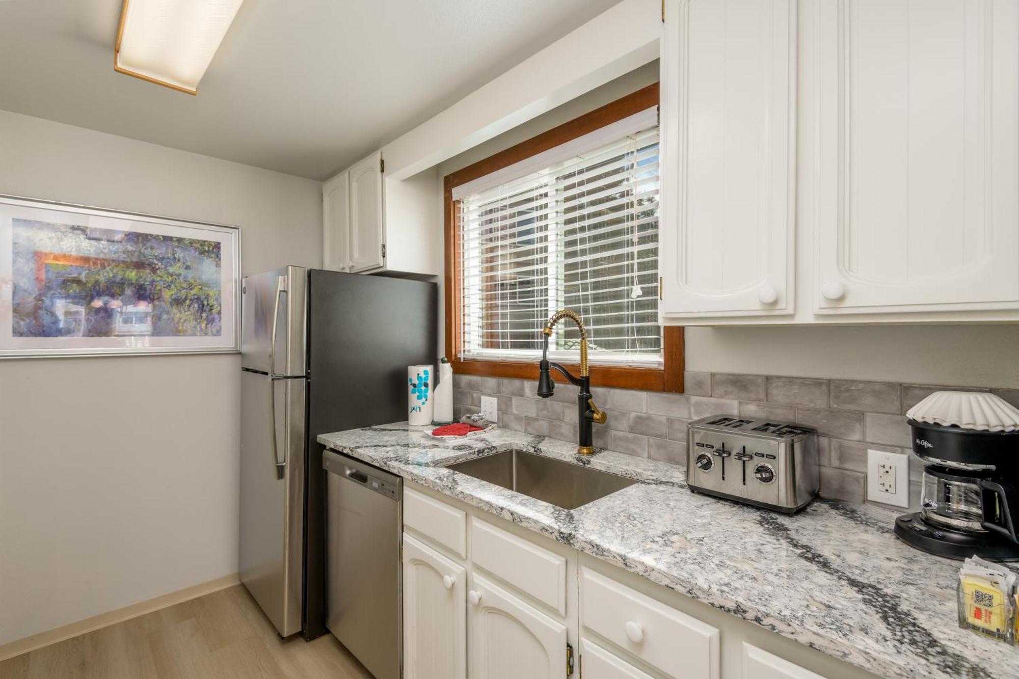 Little Creek Cove Beach Resort Newport Exterior foto